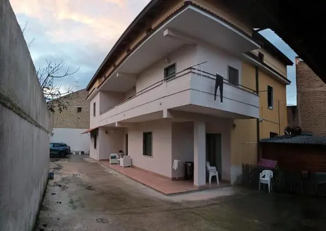 via Benedetto Croce n. 21, Casapesenna, (Caserta)