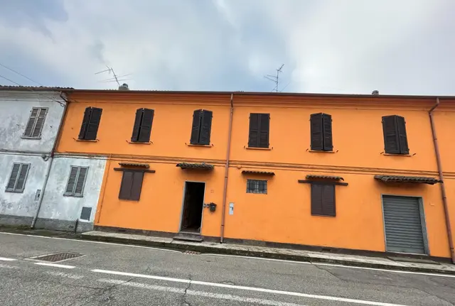 Celpenchio, Via Maestra, 17, Cozzo, (Pavia)