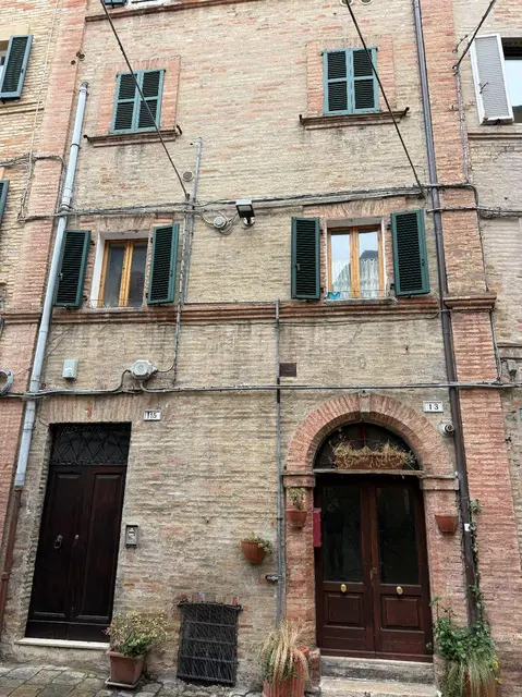 Via Gioberti 13, Macerata, (Macerata)