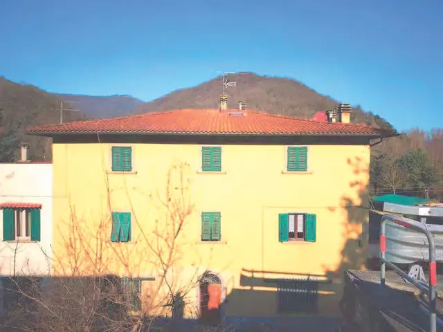 Localita' Contea n. 25 (già Via Forlivese 25), Rufina, (Firenze)