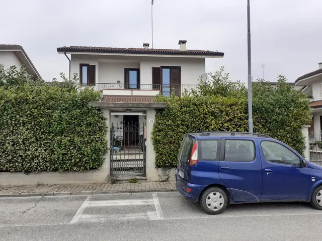 via Monte Matto n. 13, Borgo San Dalmazzo, (Cuneo)