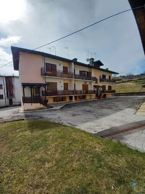 Localita' Treschè Conca, in Via Belmonte 11, Roana, (Vicenza)