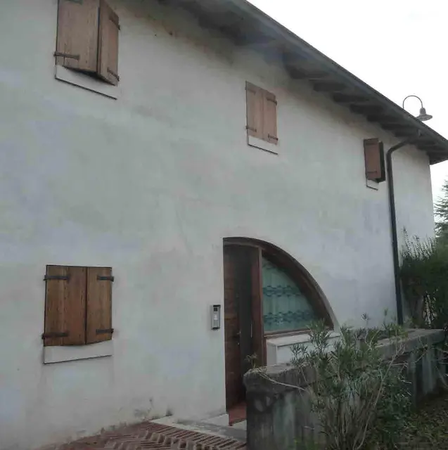 Via Traversa Capitelllo, 28-30, Concamarise, (Verona)