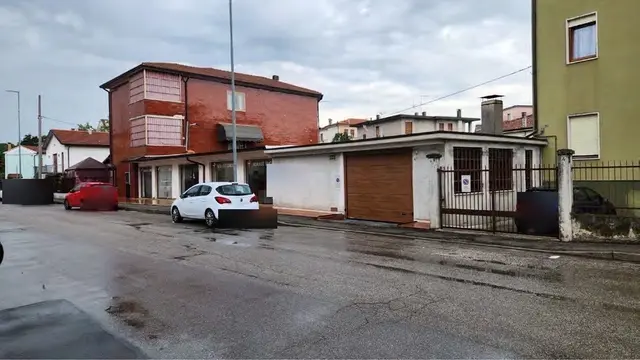 Via Pola 6, Vicenza, (Vicenza)