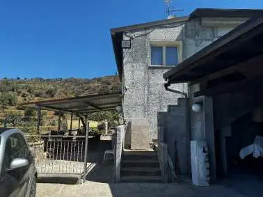 Contrada Fiascara, frazione Trappitello, Taormina, (Messina)
