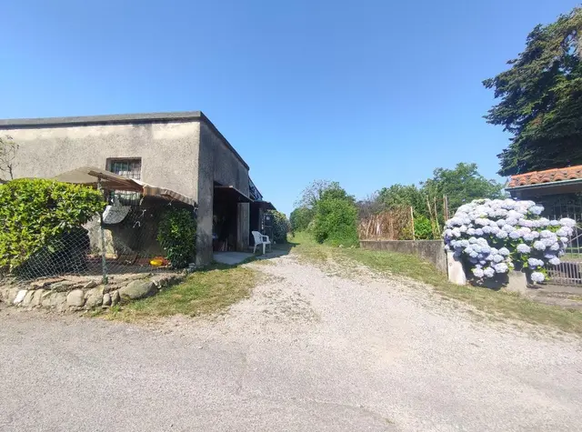 e nel comune di Alzate Brianza, Inverigo, (Como)