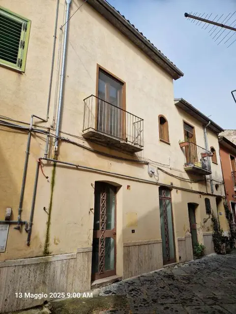 Vico III Triggio, 28, 82100 Benevento BN, Italia, Benevento, (Benevento)