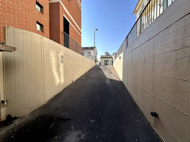 via Lorenzo Nottolini 119/d, Lucca, (Lucca)