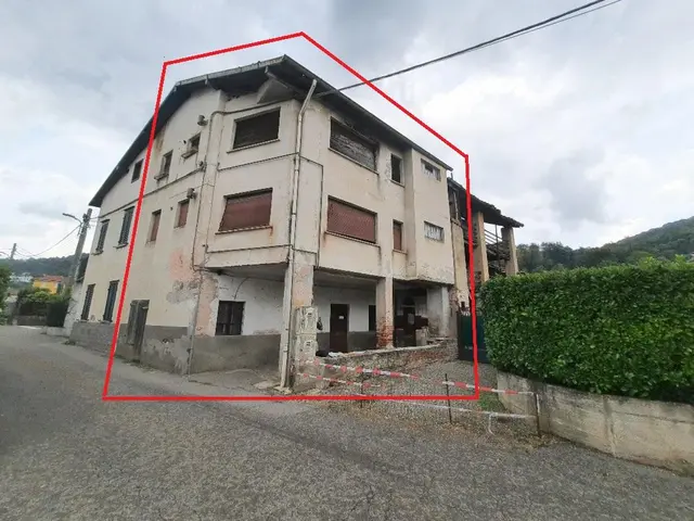 Via Fratelli Bandiera 6, Grantola, (Varese)