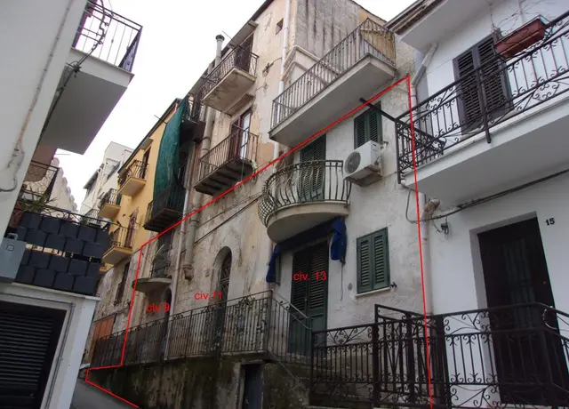 Via Ludovico Ariosto nn. 9-11-13, Montelepre, (Palermo)
