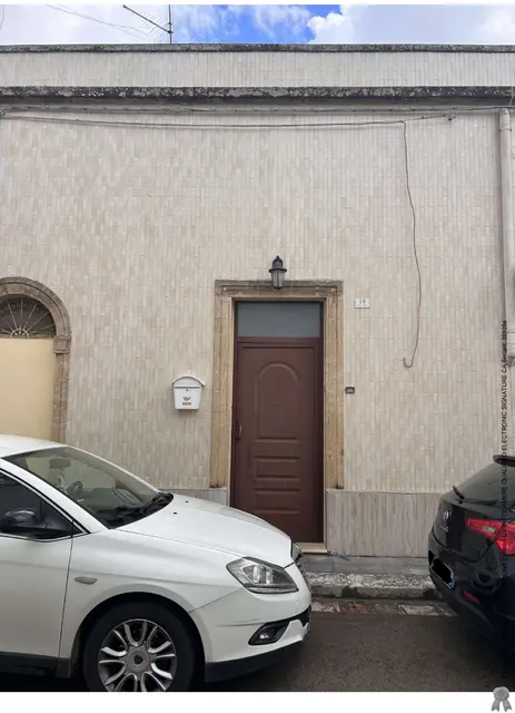 via G. Galilei 14, Trepuzzi, (Lecce)