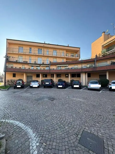 Via Alberto Da Giussano 12, Cardano al Campo, (Varese)