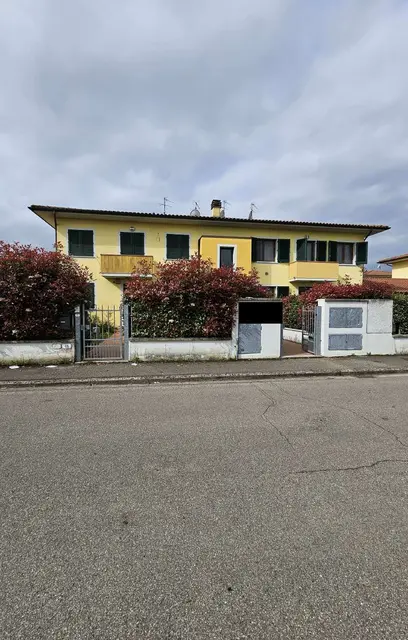Via G. Alvisi 16, Fucecchio, (Firenze)