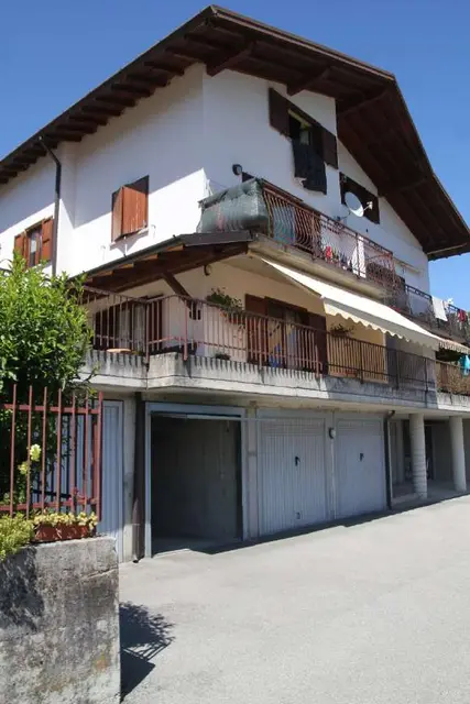 Frazione Lanzo d'Intelvi - Via IV Novembre 13, Alta Valle Intelvi, (Como)