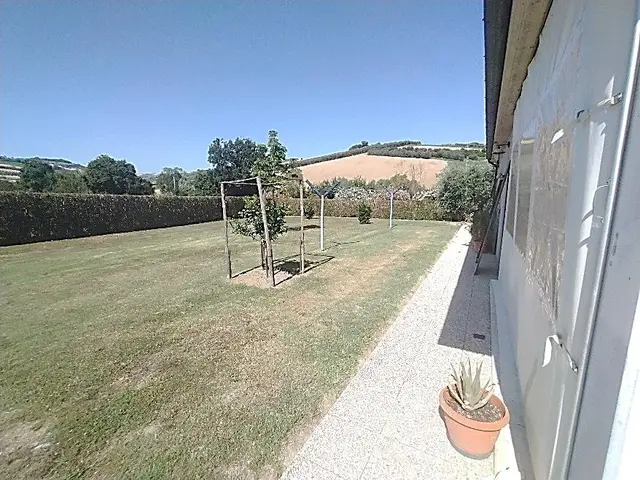 Contrada CAMERA DI TORRE 7, Fermo, (Fermo)