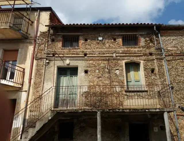 via Piano Tomaini, Decollatura, (Catanzaro)