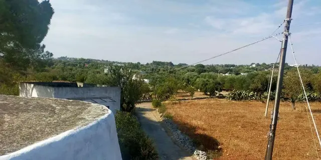 Contrada Montecaruso, Ostuni, (Brindisi)