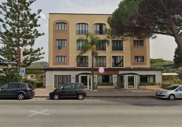 Via Antonello da Messina, 100, Villafranca Tirrena, (Messina)