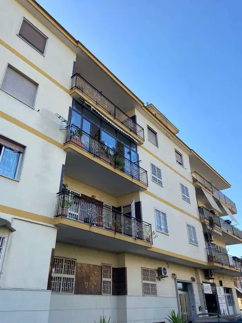 Viale Vesuvio, 6, 80040 Volla NA, Italia, Volla, (Napoli)