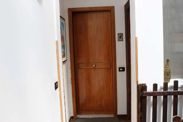 via Vittorio Emanuele n.62, Giardinello, (Palermo)