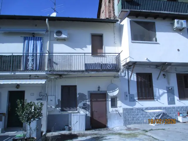Cascina Brughiera 15, Bareggio, (Milano)