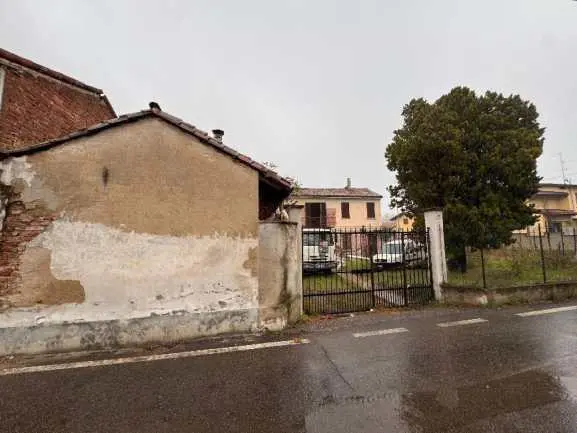 Via Carlo Albani 31, Gropello Cairoli, (Pavia)