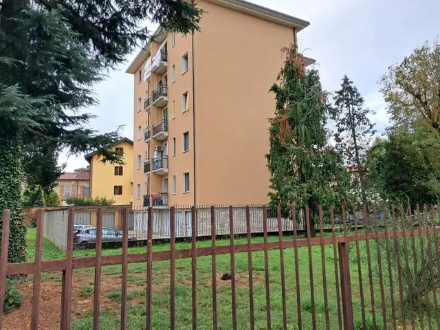 via Folletta, 6/8, Abbiategrasso, (Milano)