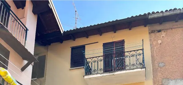 Via TARVISIO 12, Varese, (Varese)