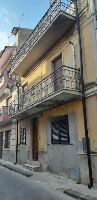 via Solferino 71, Grammichele, (Catania)
