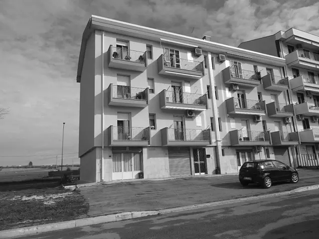 Via P. Calamandrei, 6, Apricena, (Foggia)