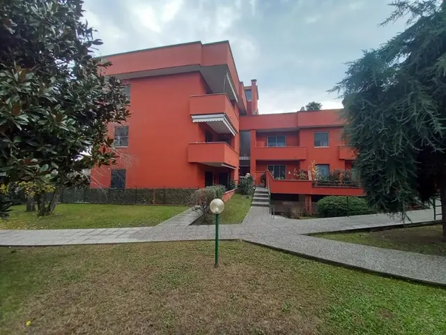 Via Fizzonasco 4, Pieve Emanuele, (Milano)