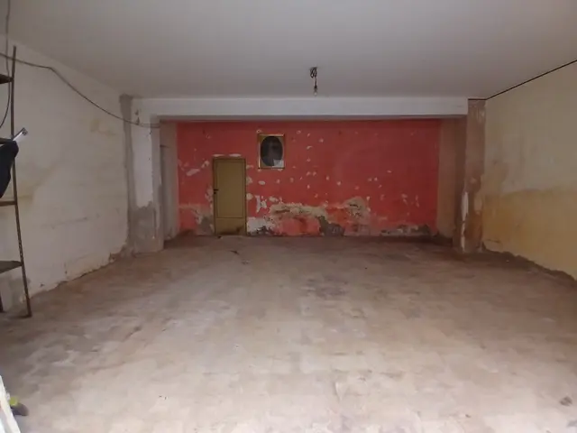 Via Lodovico Aminale, 31-35-37, Terni, (Terni)